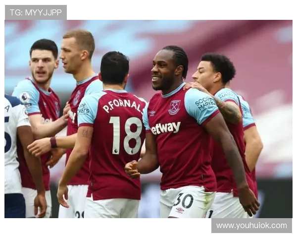 灾难性转会对手受益西汉姆联